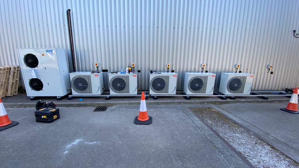 Air conditioning units
